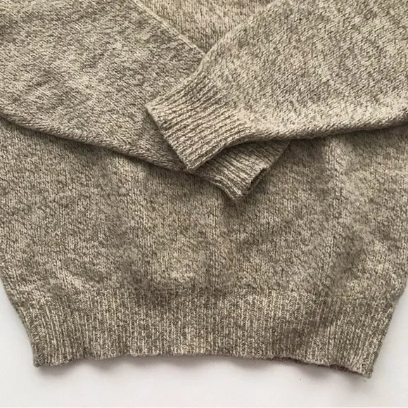 Vintage! Lands' End Men's Crewneck Sweater in Heather Taupe Blend - Picture 4 of 5
